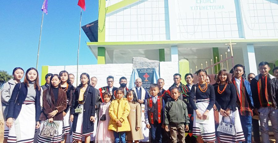 The faithful of St Peter Church, Kijümetouma who celebrated the church’s silver jubilee on December 11 and 12.
